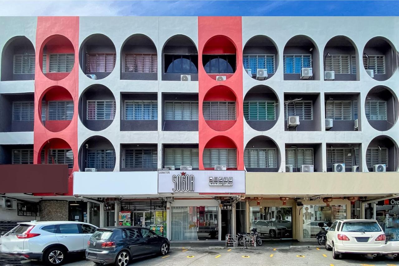 Oyo 89809 Sogor Girls Dormitory Female Only George Town Exterior photo